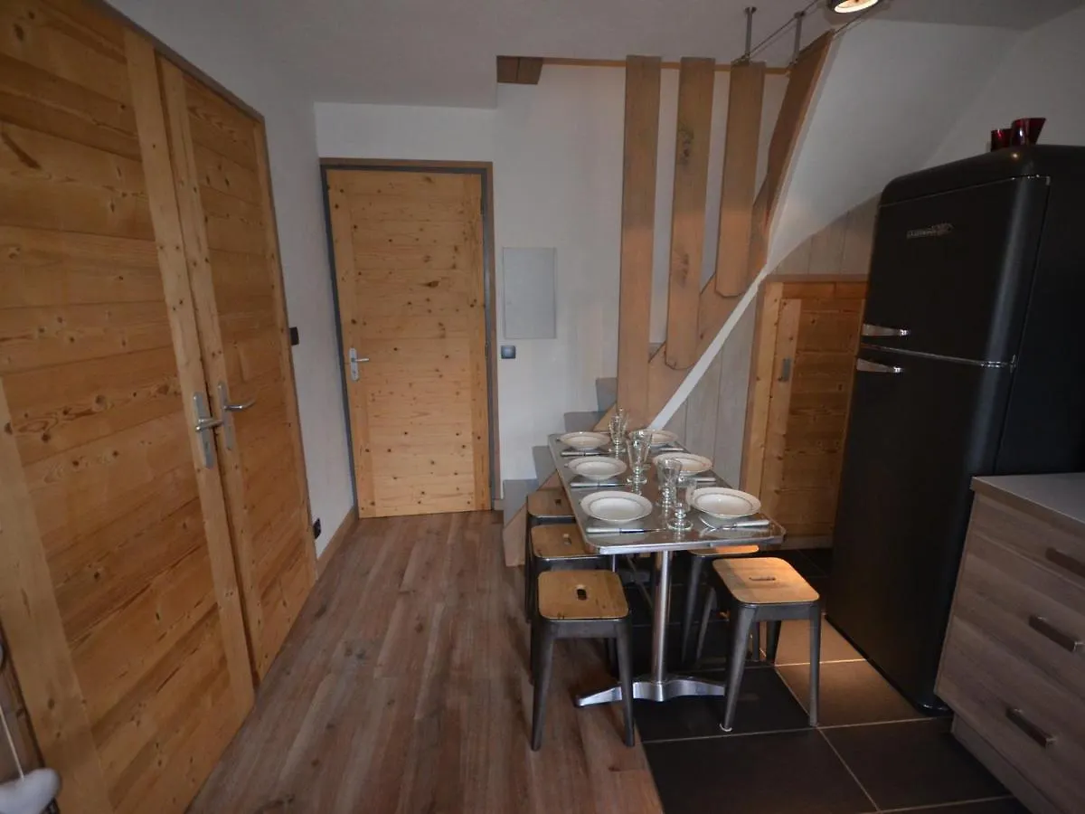 Les Gets - Appartement Renove Avec Balcon, Parking Et Wifi - Fr-1-623-195 0*, Les Gets
